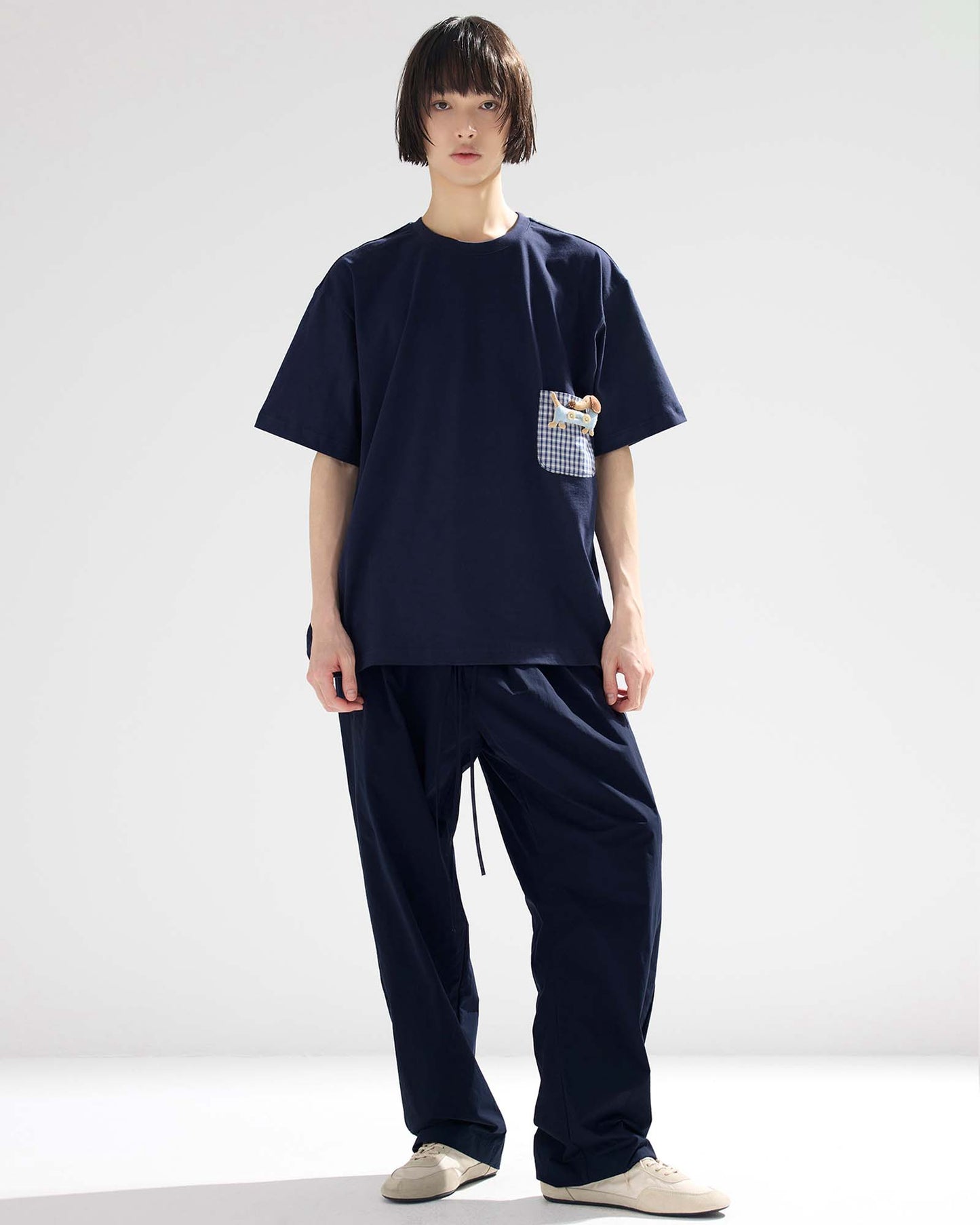 Plaid Pocket T-shirts with Hand-embroidered Dolls