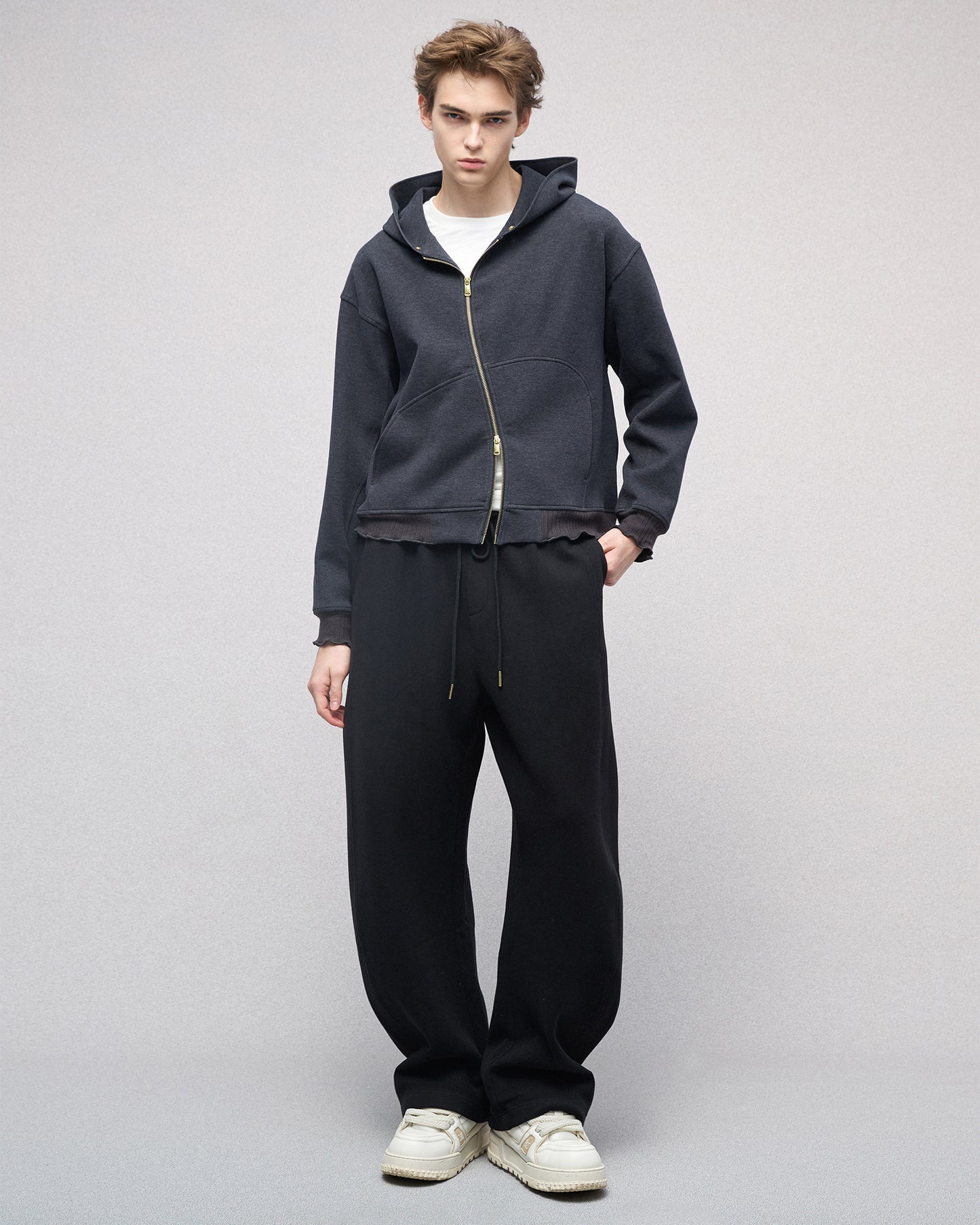 Col Croissant Sweatpants