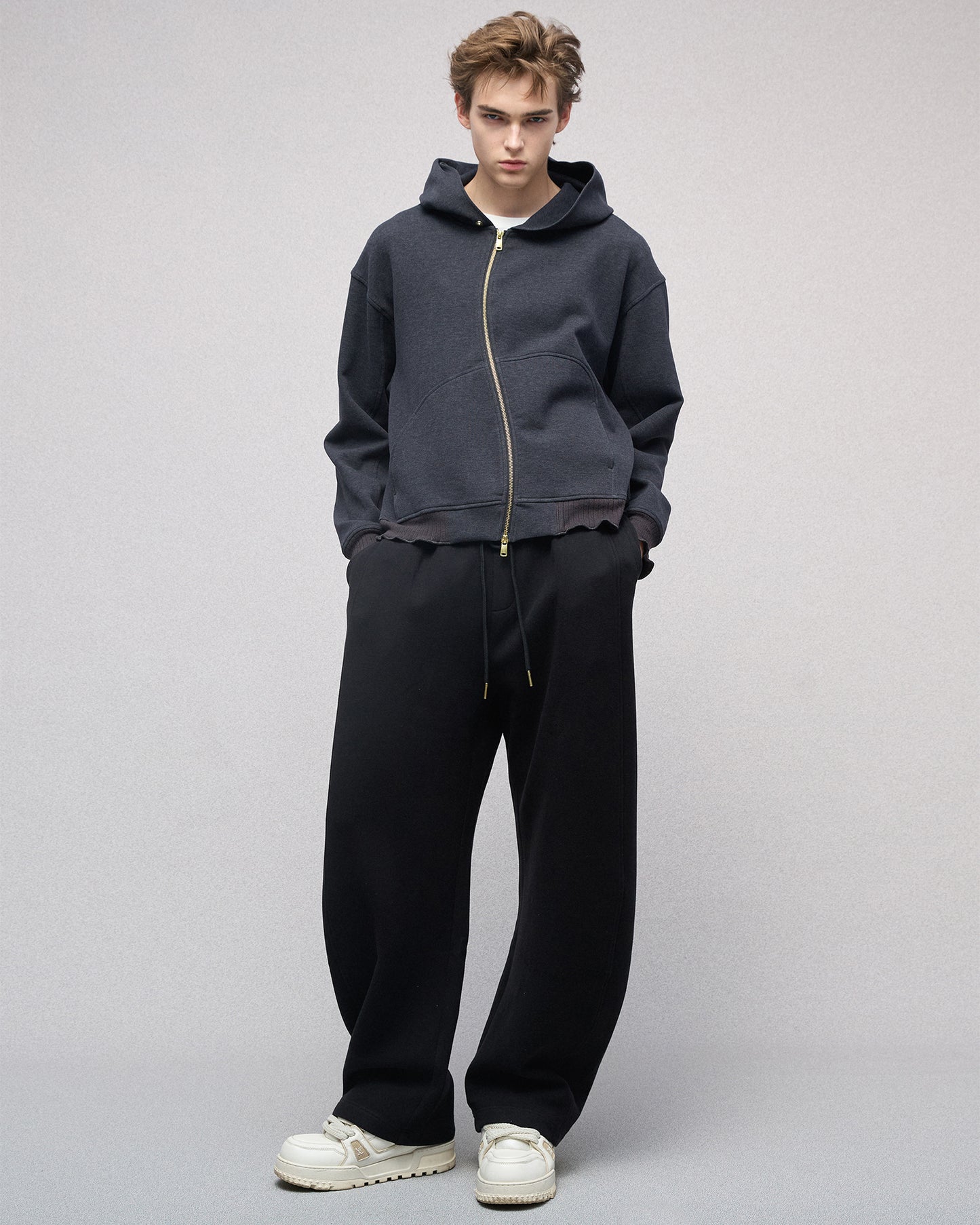 Col Croissant Sweatpants