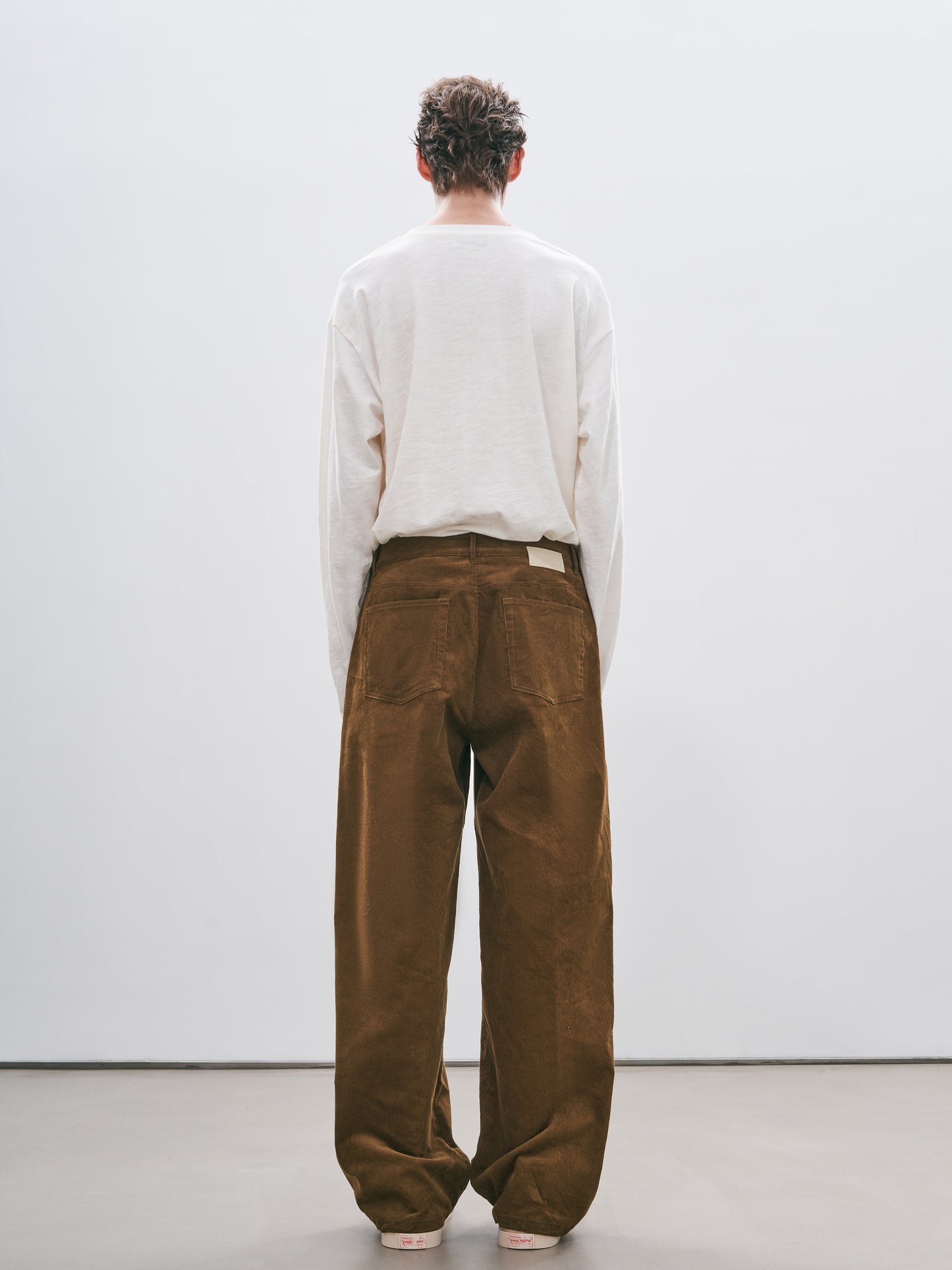 Denims Cut Leisure Pants in Cotton Corduroy