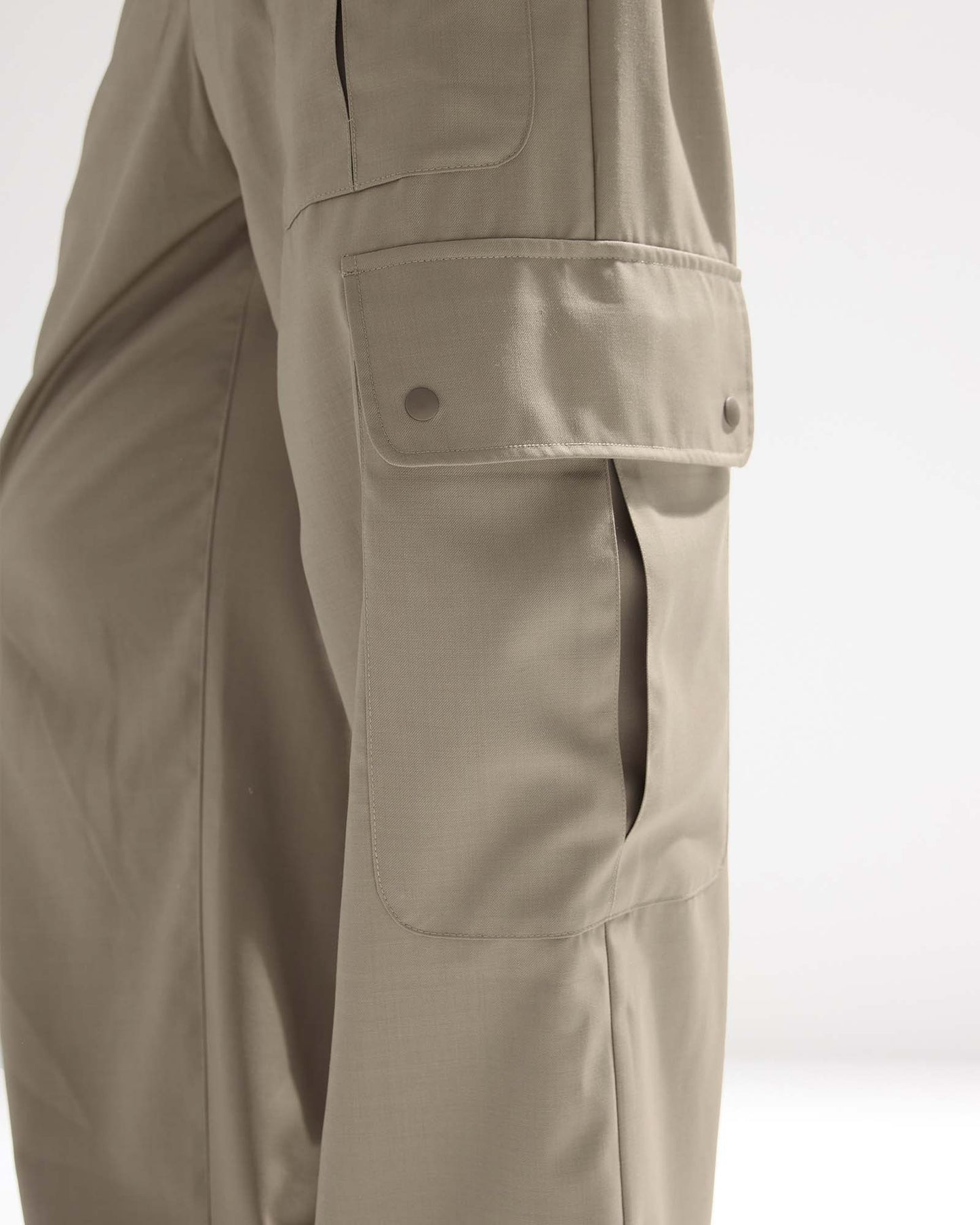 Cargo Pocket Wide Easy Pants in Wool