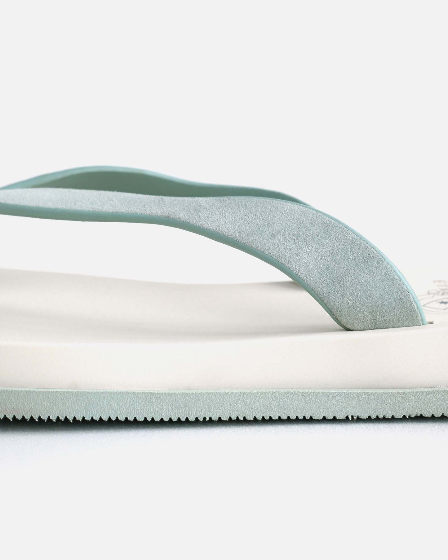 Ombré Flip Flop in Leather