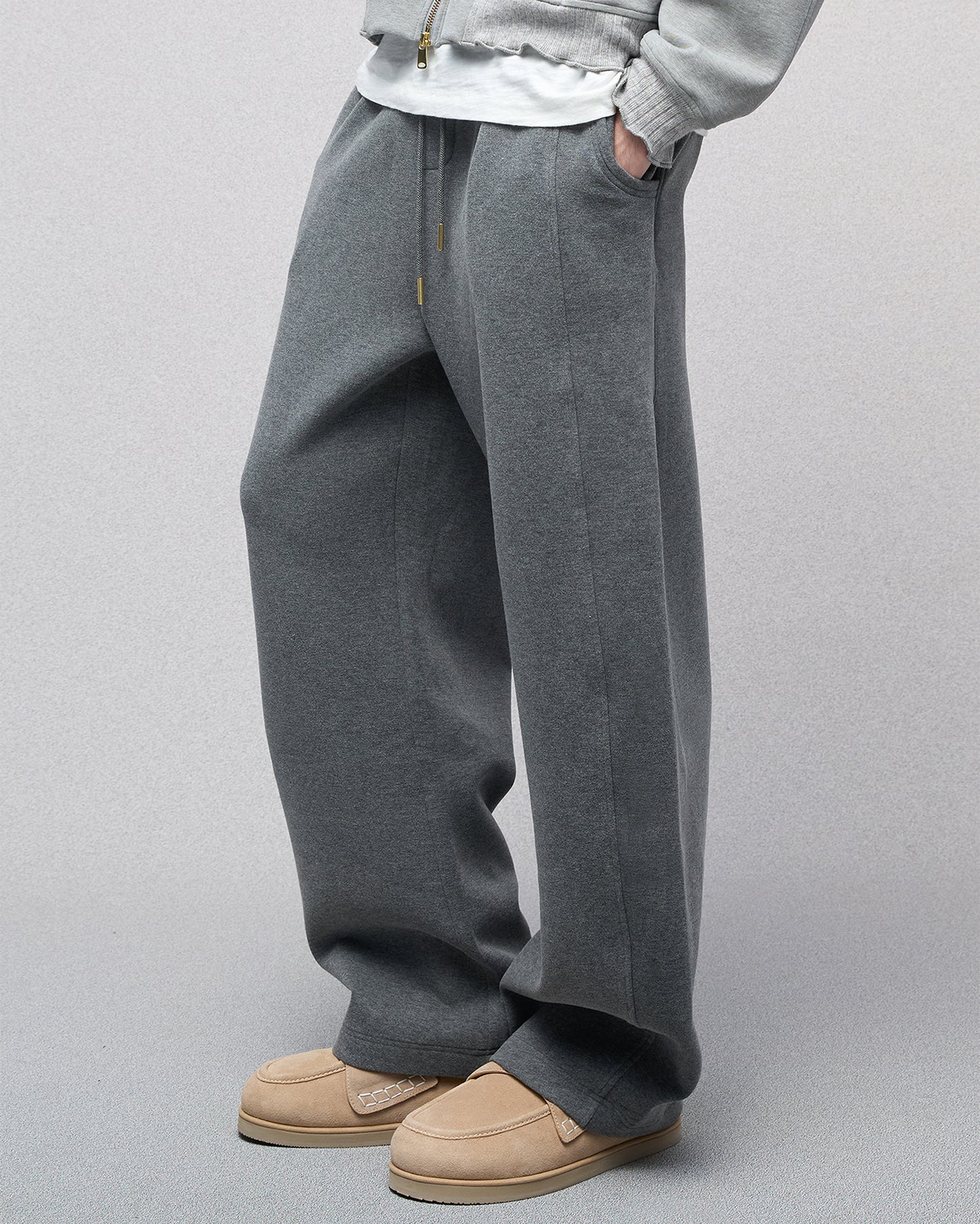 Col Croissant Sweatpants