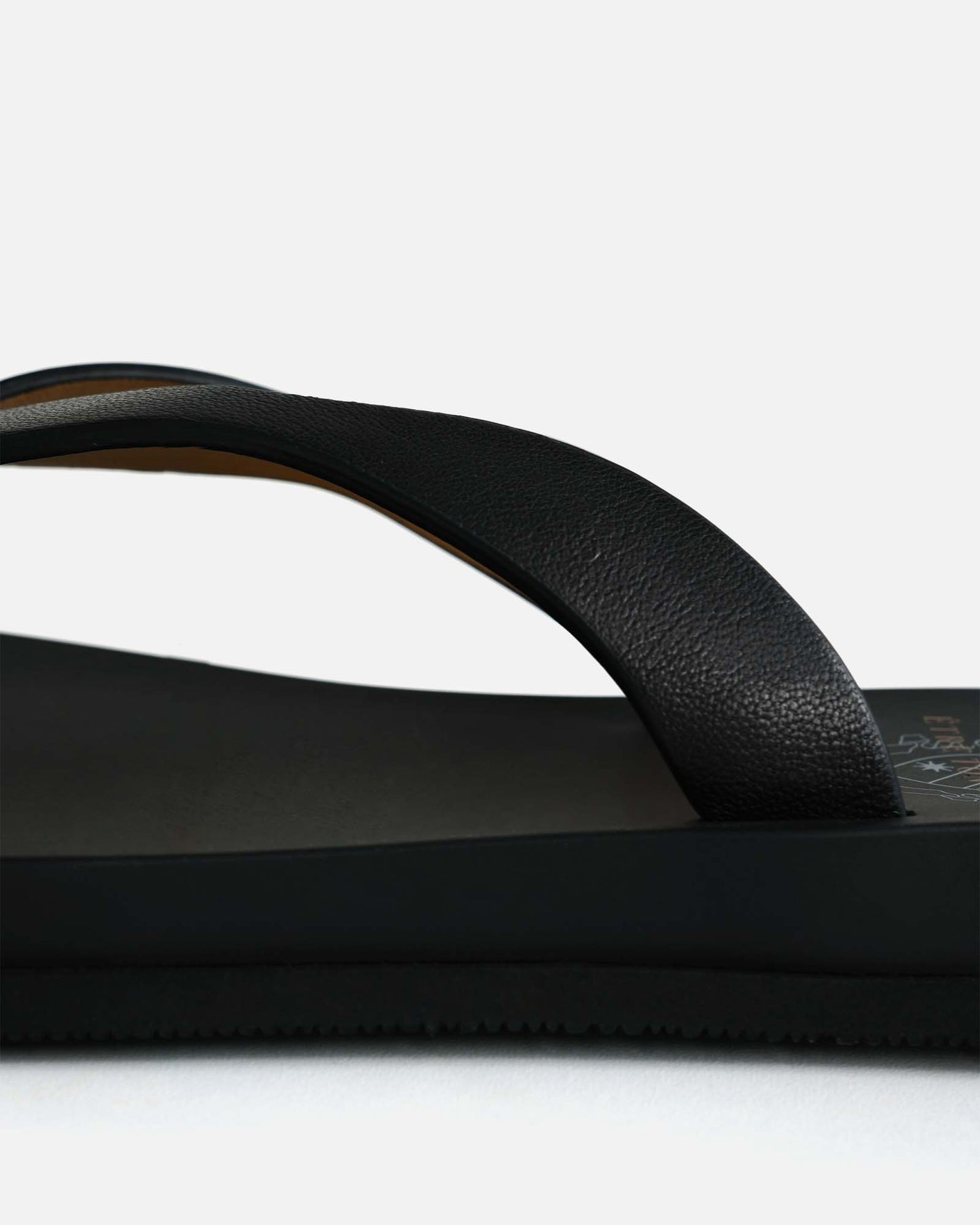 Ombré Flip Flop in Leather