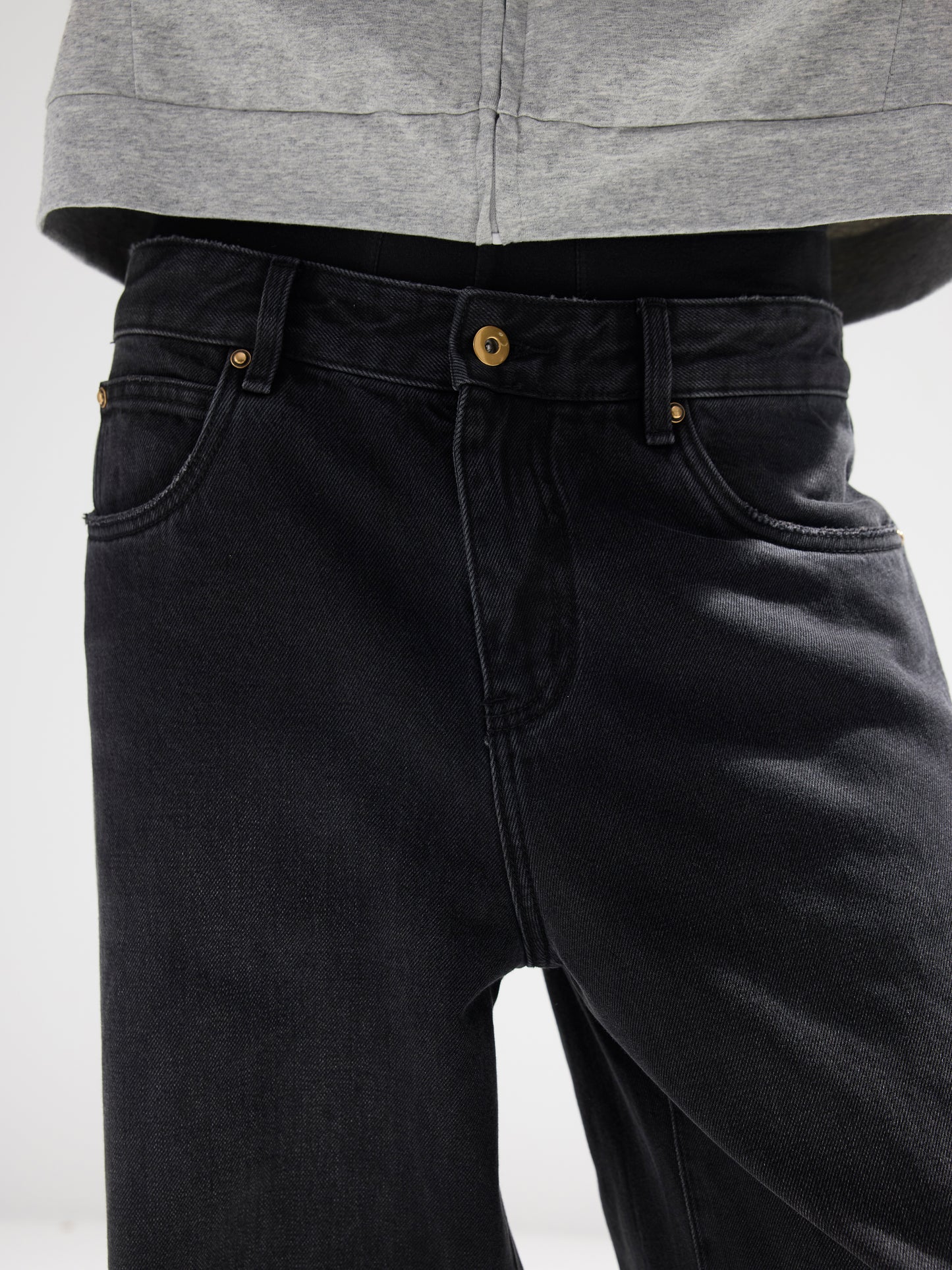 Leisure Loose Fit Jeans