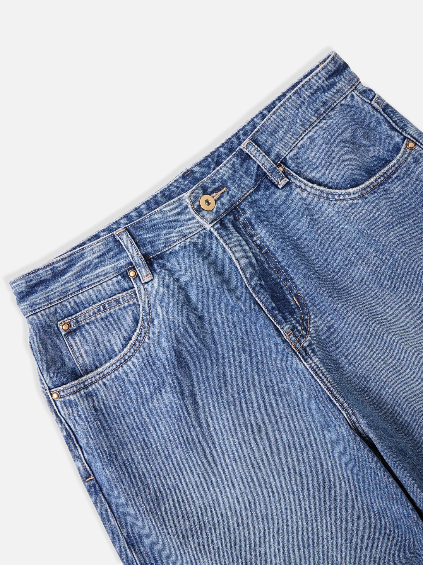 Leisure Loose Fit Jeans