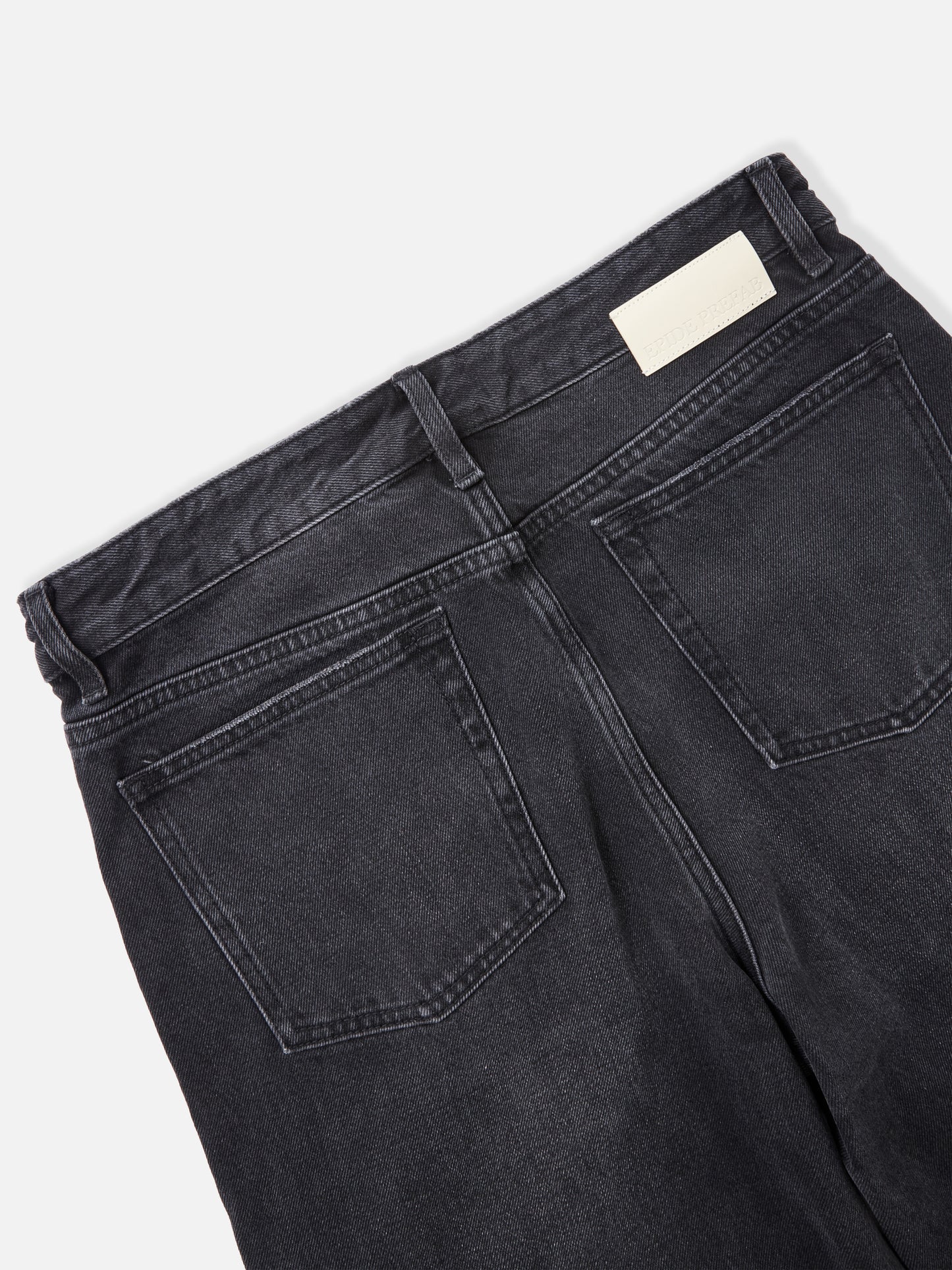 Leisure Loose Fit Jeans